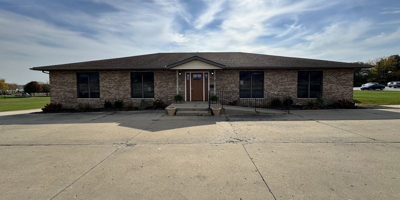 Front entrance of the Illinois Valley Counseling Services office, a single-story brick building